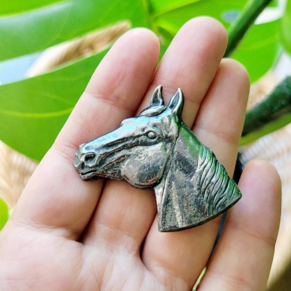 Vintage Silver Horse Boucher Brooch Pin - Picture 3 of 8
